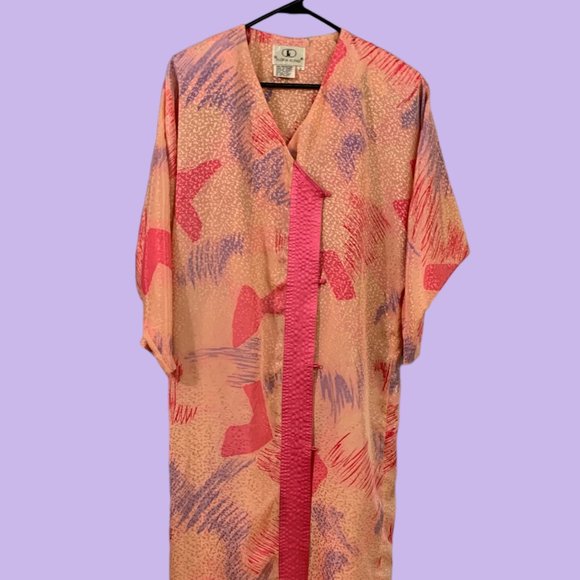 Vintage Flora Kung 2 Piece Robe and Nightgown set - Picture 2 of 7